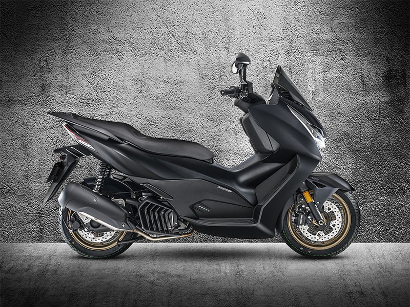 KFZ Maximal Leinach Zontes 125 D Black Scooter Roller